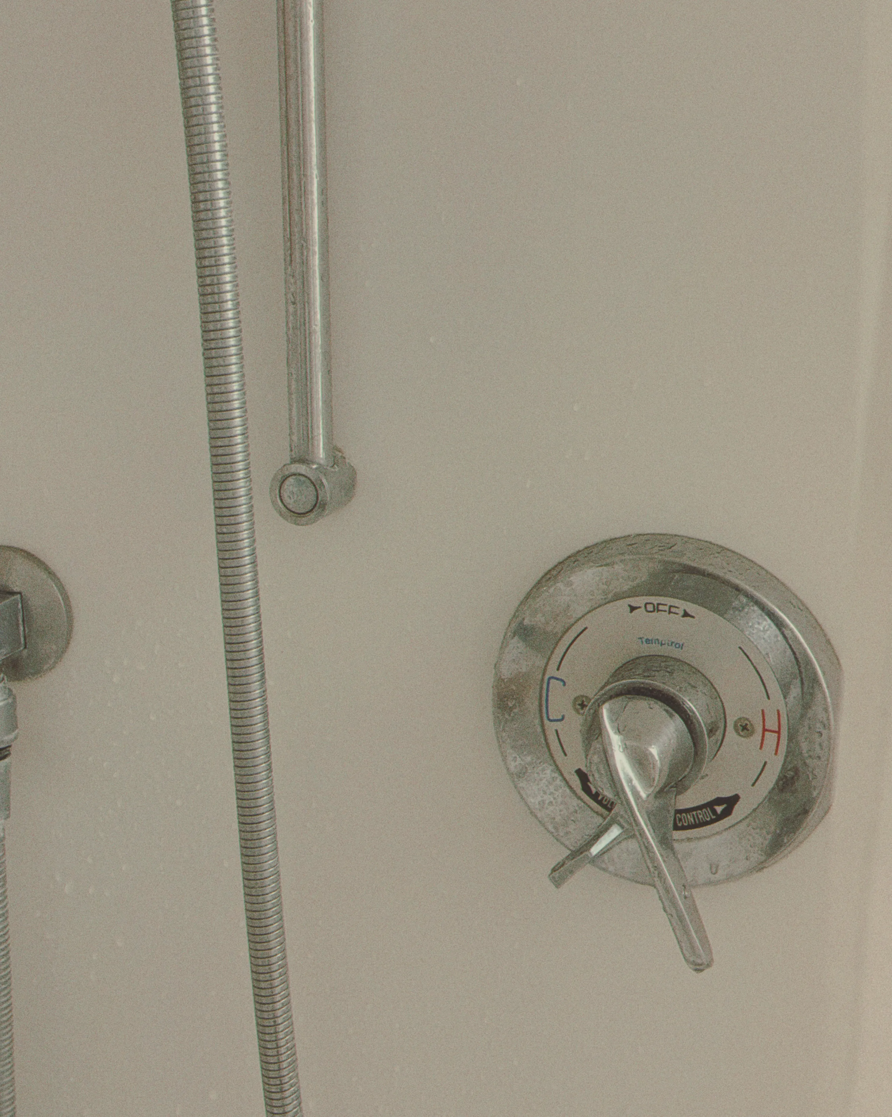 Shower handle at Woodsworth